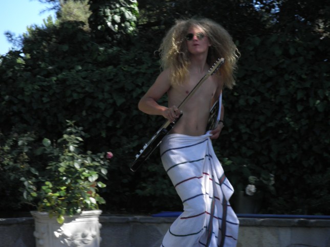 OLYMPUS DIGITAL CAMERA